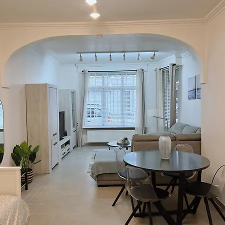 Oda ve Kahvaltı B Chez Hamdi 3*