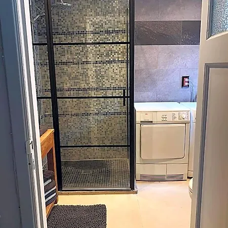 B Chez Hamdi Panzió 3*